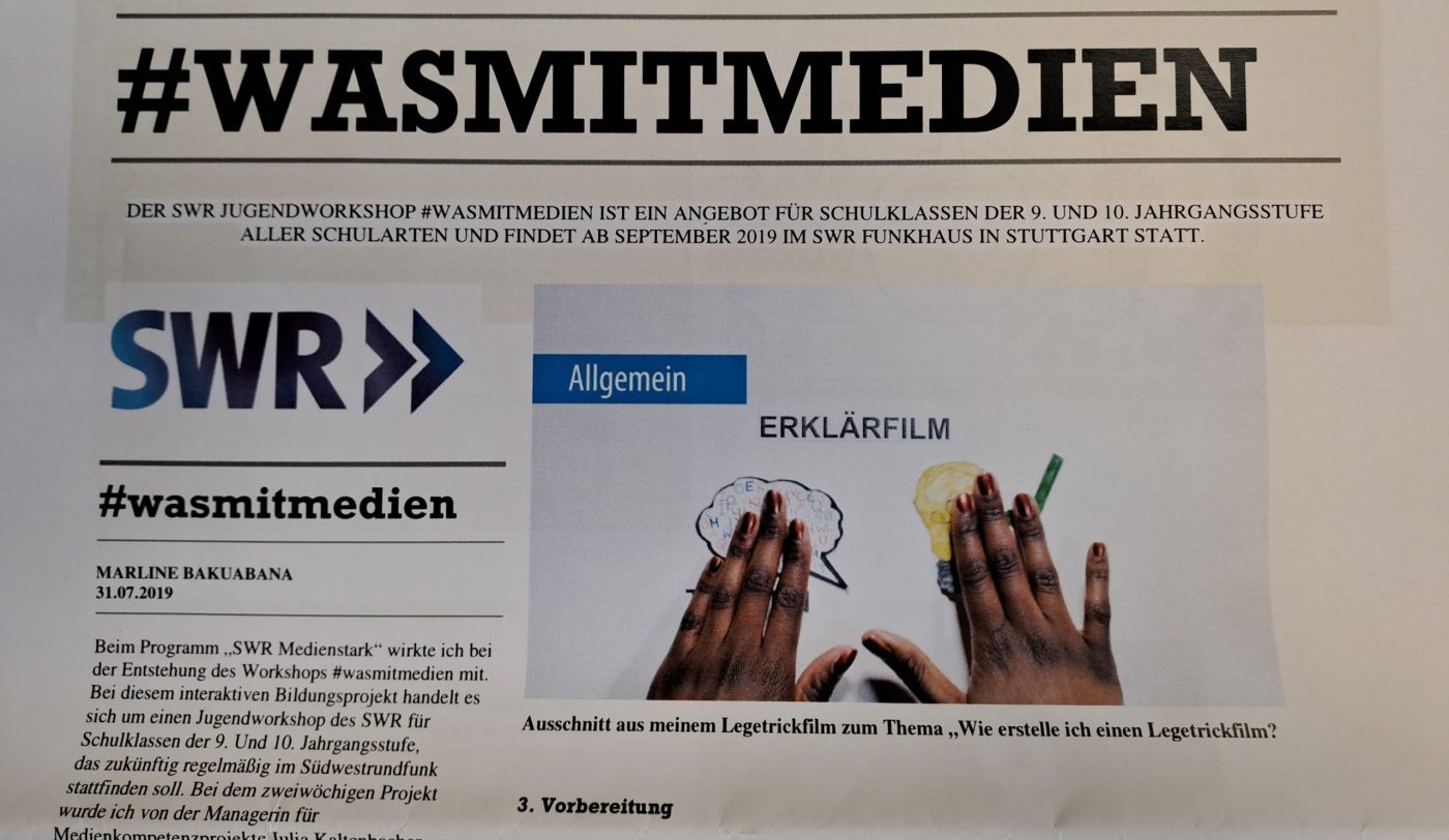 Das Bild zeigt den Projektbericht der Freiwilligen, der an das Layout einer Zeitung angelehnt ist. Auf dem Bericht ist außerdem ein Ausschnitt aus dem Erklärfilm zu sehen.